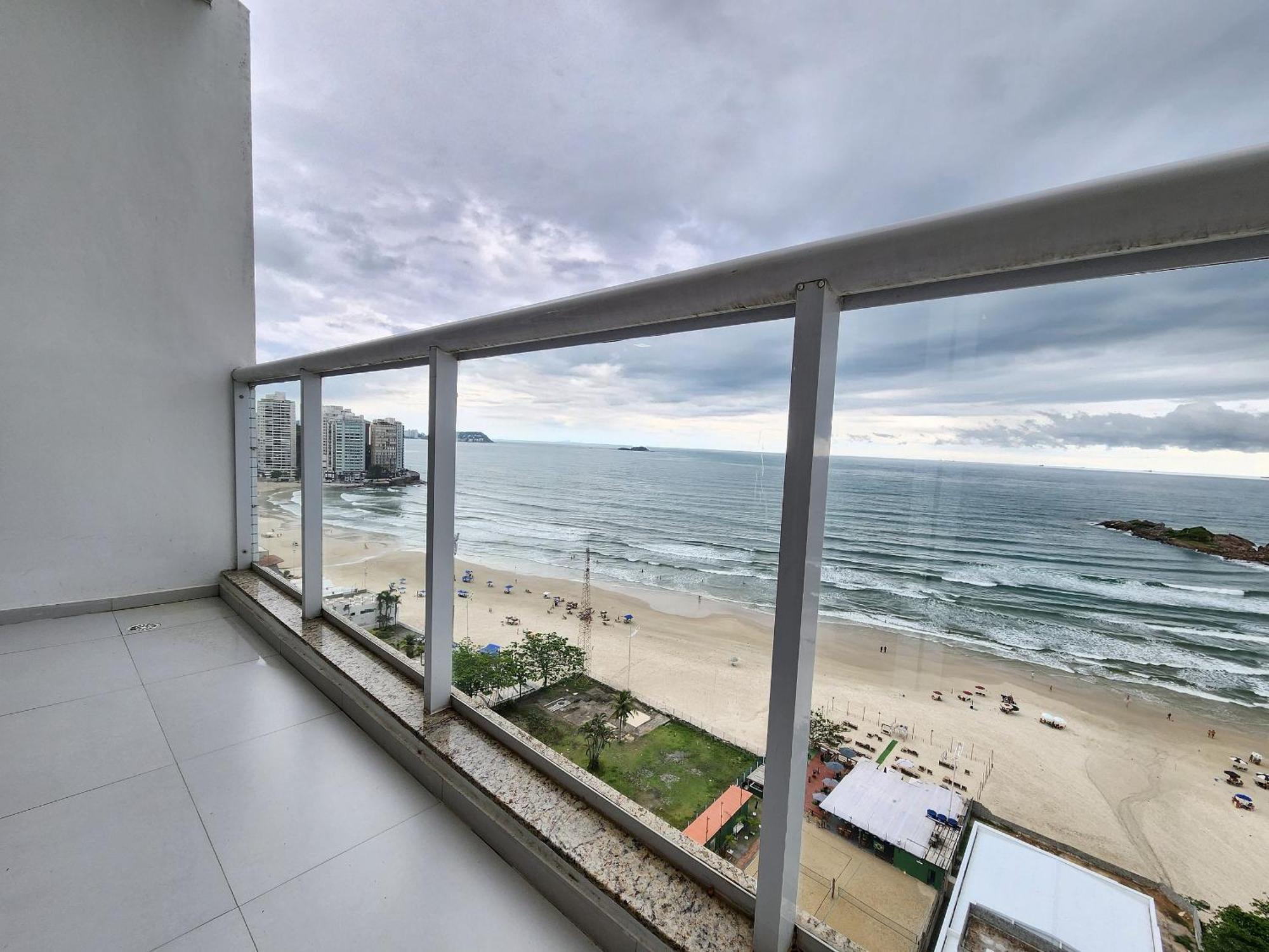 Apartamento Apartamento Alto Padrao Frente Ao Mar 4 Quartos Sendo 2 ,a/c , Garagem Guarujá